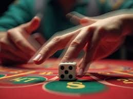 Dashboard aplikasi polo138 yang menampilkan pilihan permainan live dealer dan sportsbook